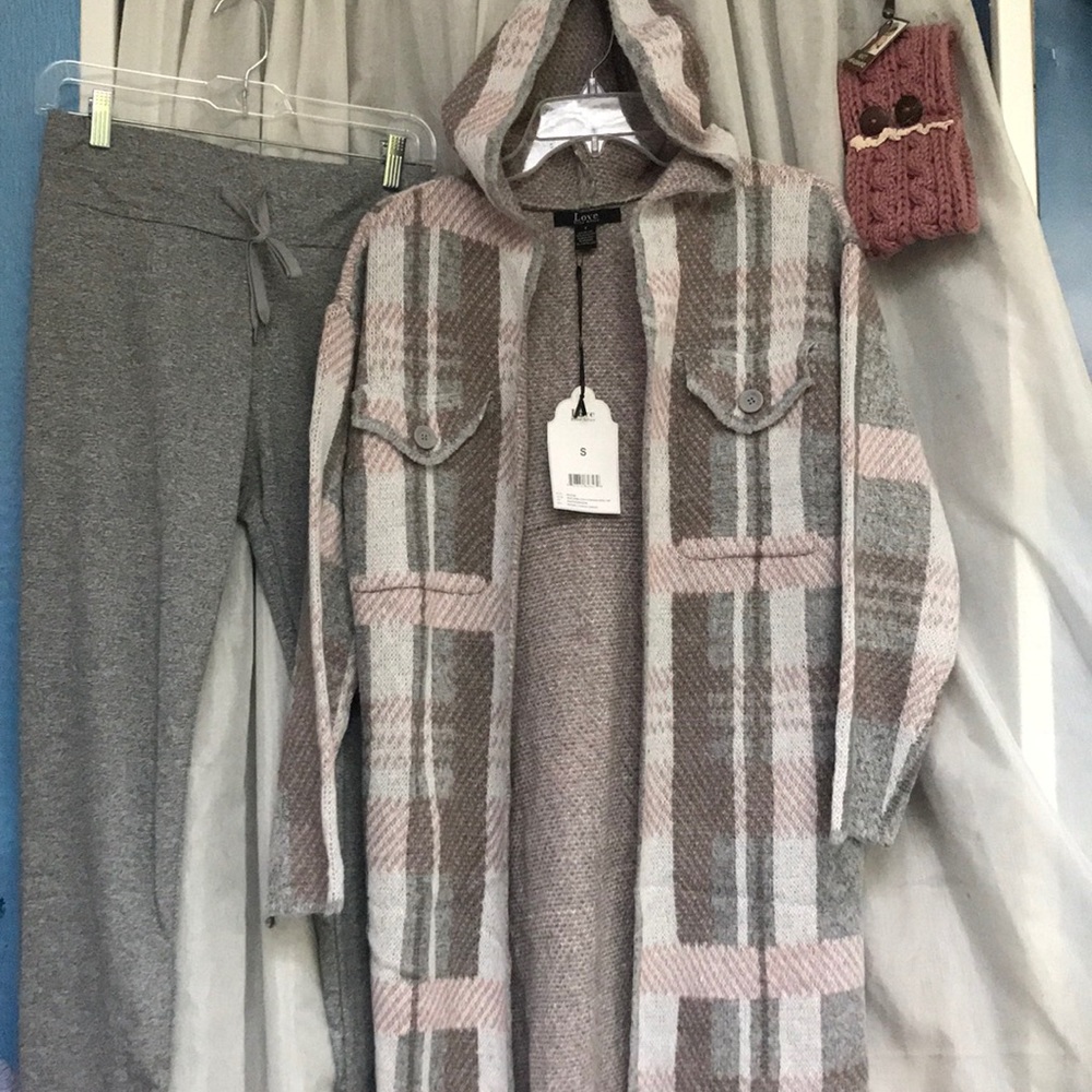 Pink/grey shacket